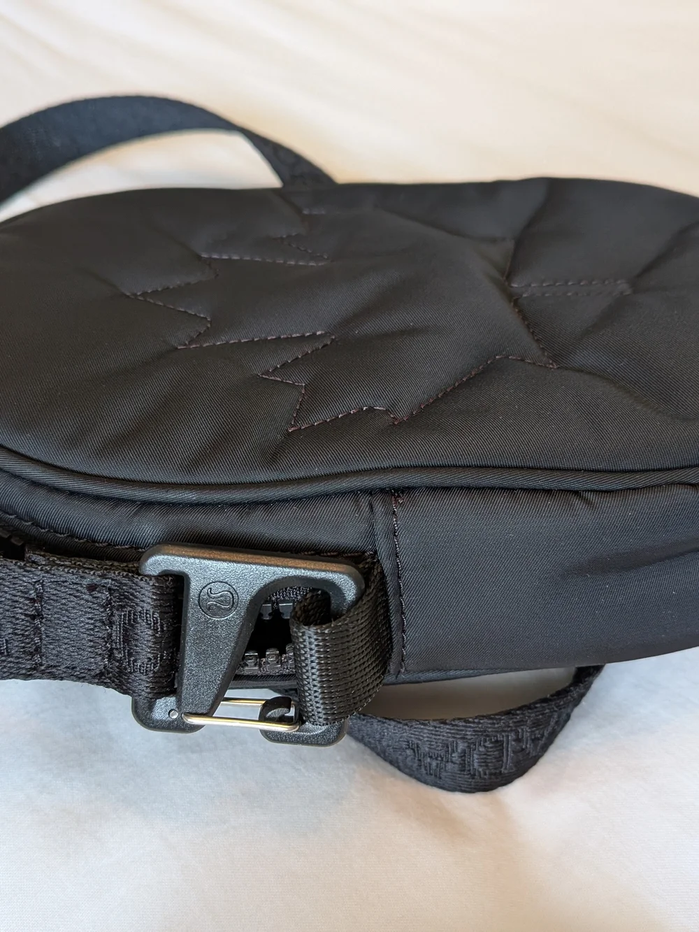 lululemon athletica Olympic Black Quilted Maple Leaf Mini Crossbody - Picture 4 of 7